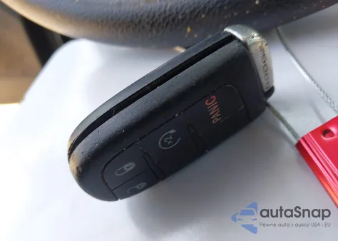 2013 Dodge Journey Sxt из США, поврежденный, VIN 3C4PDCBG9DT705760